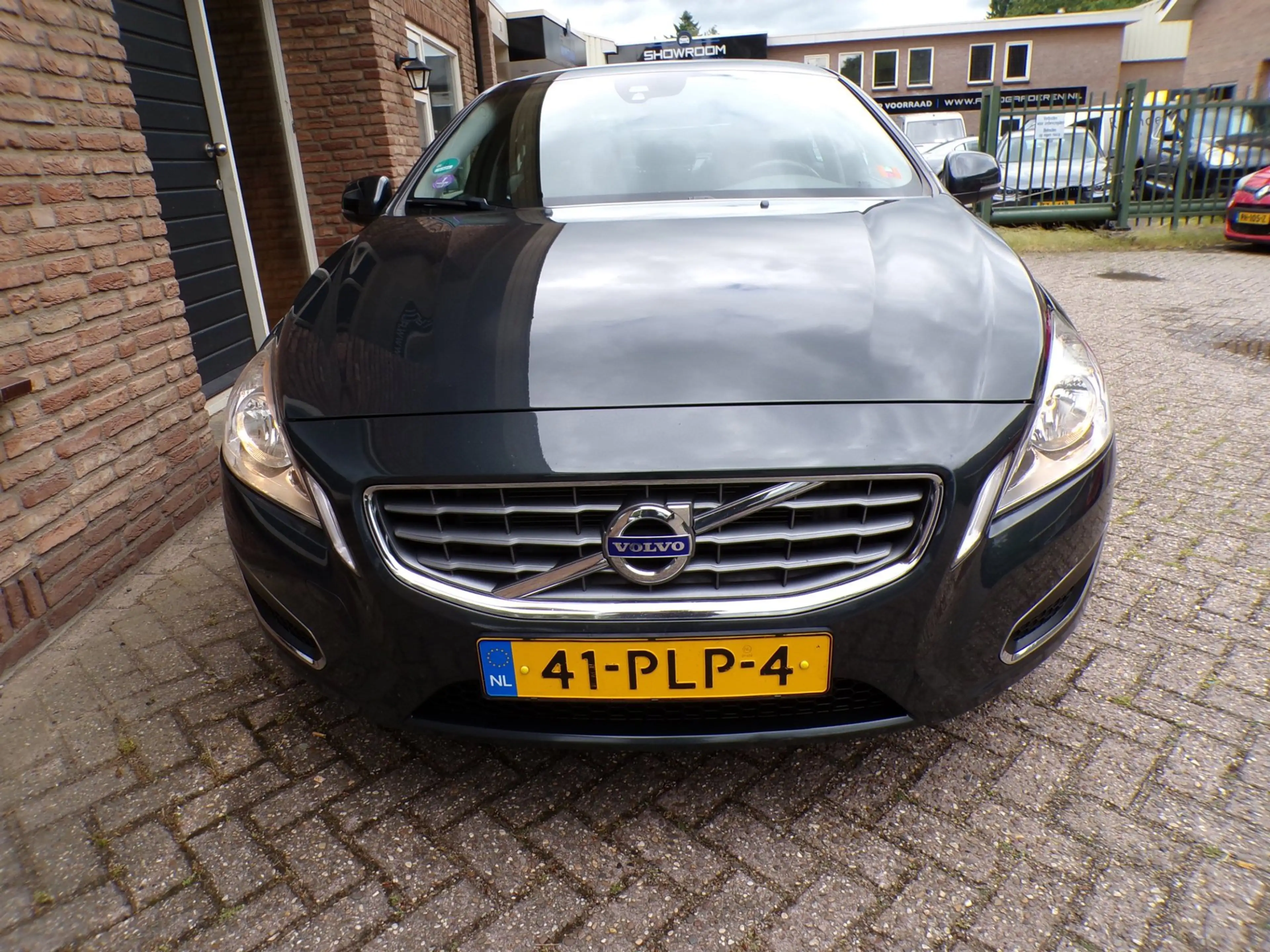 Volvo S60 1.6 T4 Kinetic Automaat — photo 8