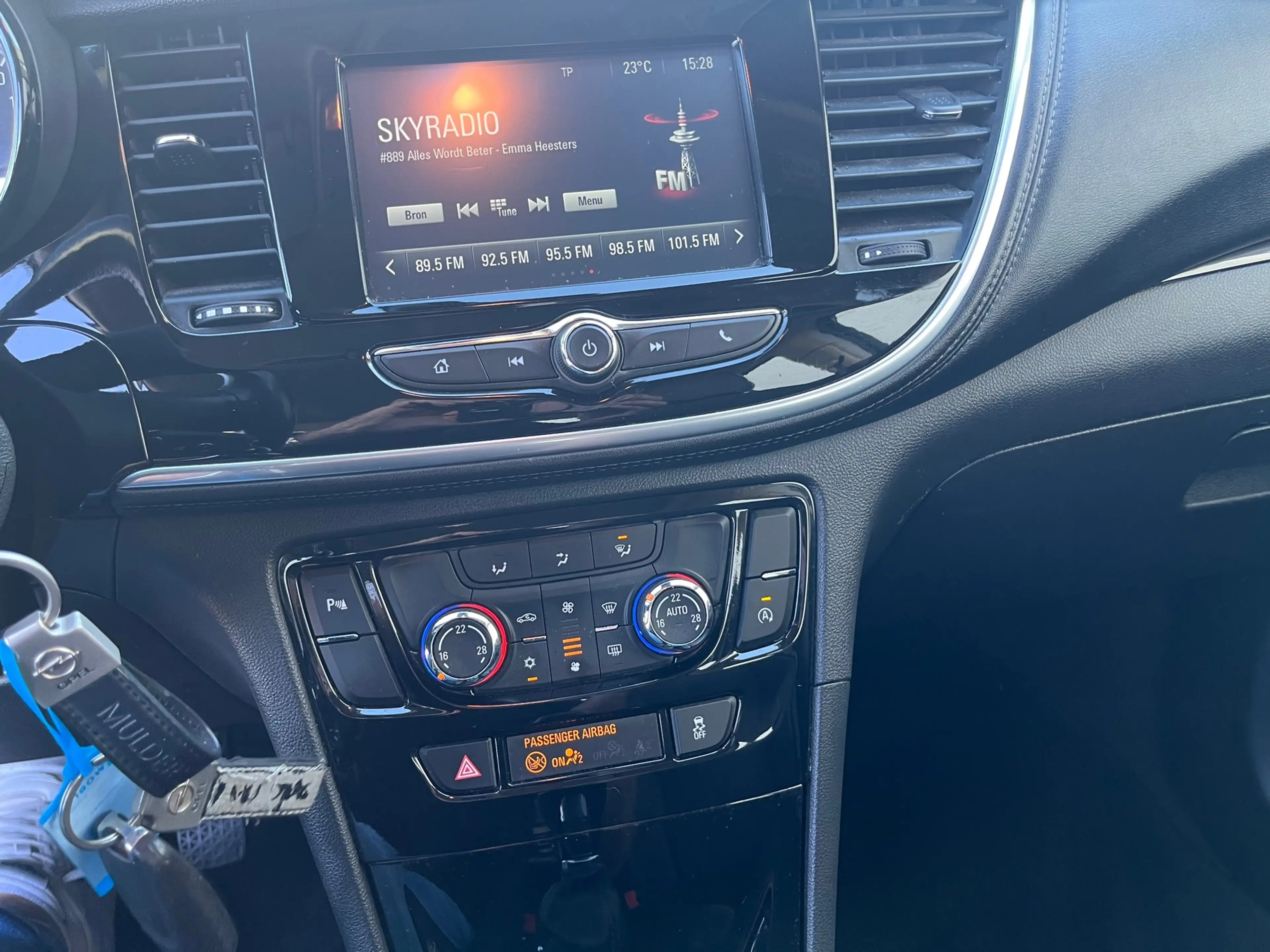 Opel Mokka X 1.4 Turbo Black Edition Nieuwstaat. — photo 14