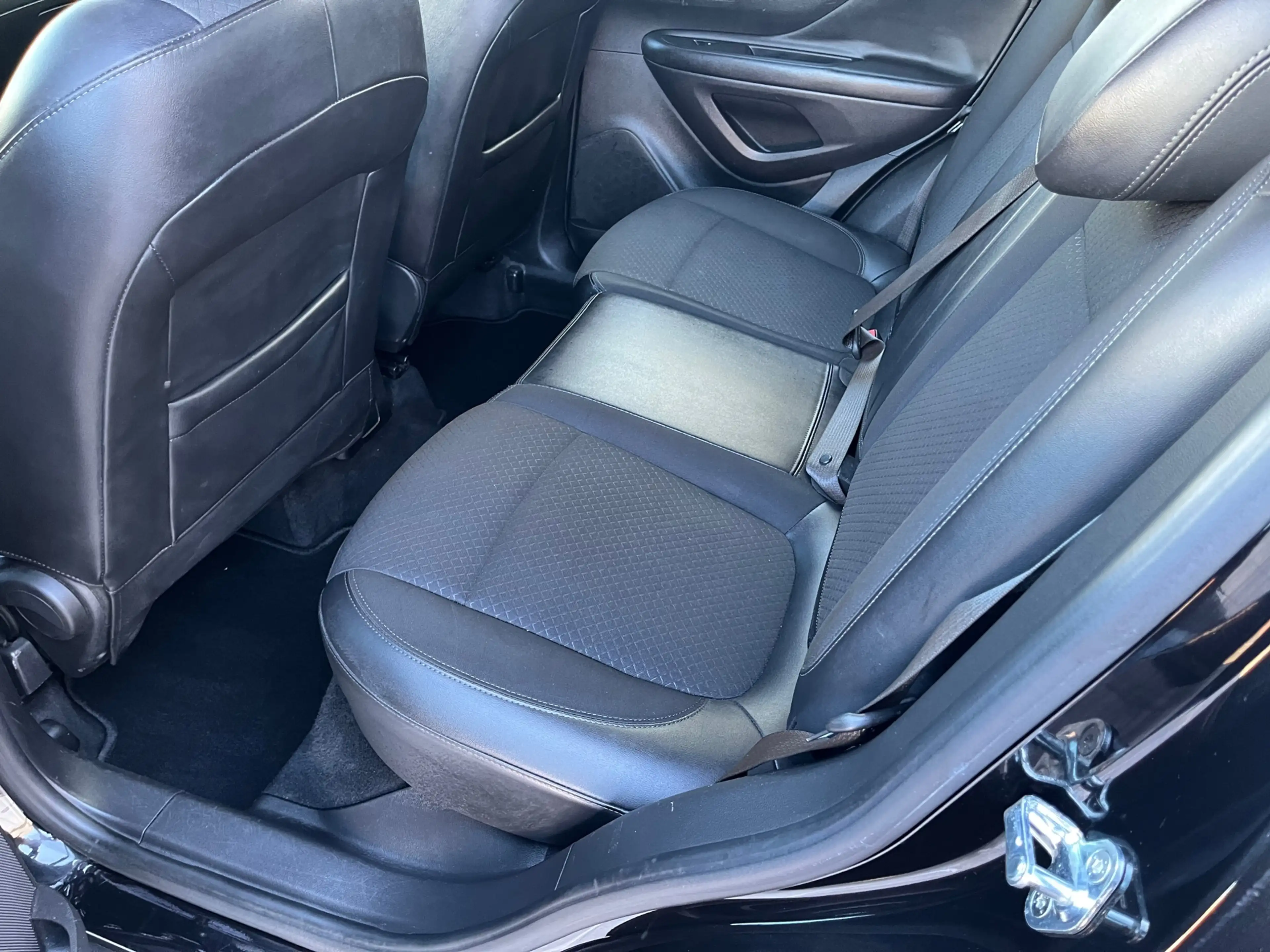 Opel Mokka X 1.4 Turbo Black Edition Nieuwstaat. — photo 12