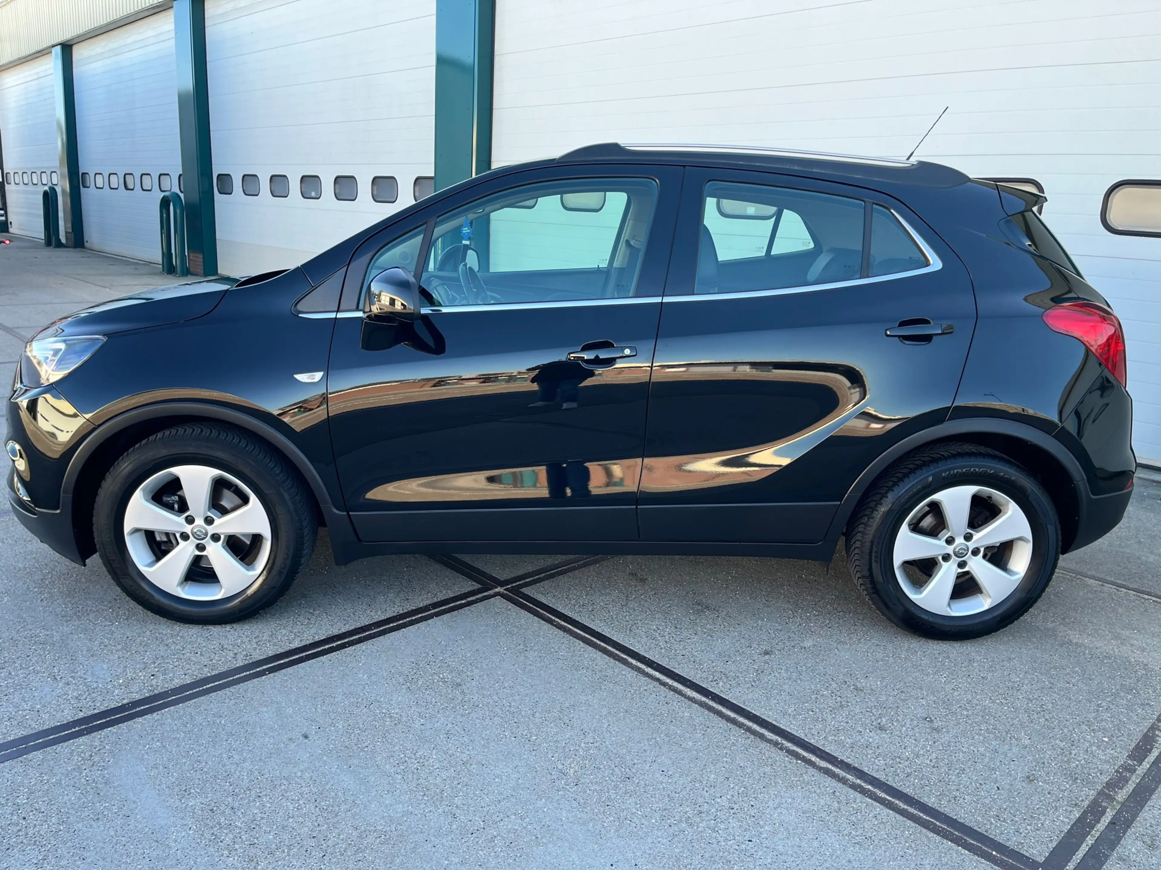 Opel Mokka X 1.4 Turbo Black Edition Nieuwstaat. — photo 3