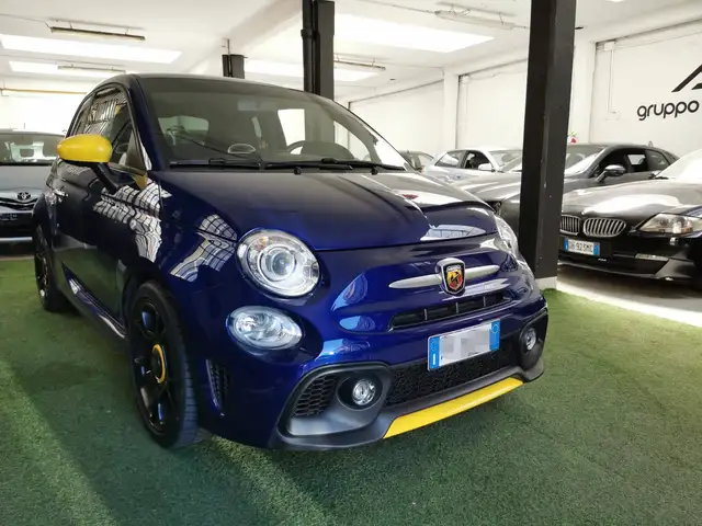 Abarth 595 view 5