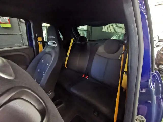 Abarth 595 view 9