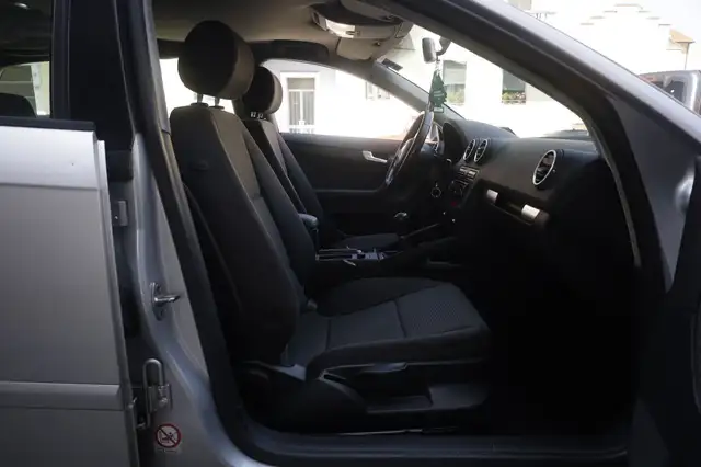 Audi A3 view 10