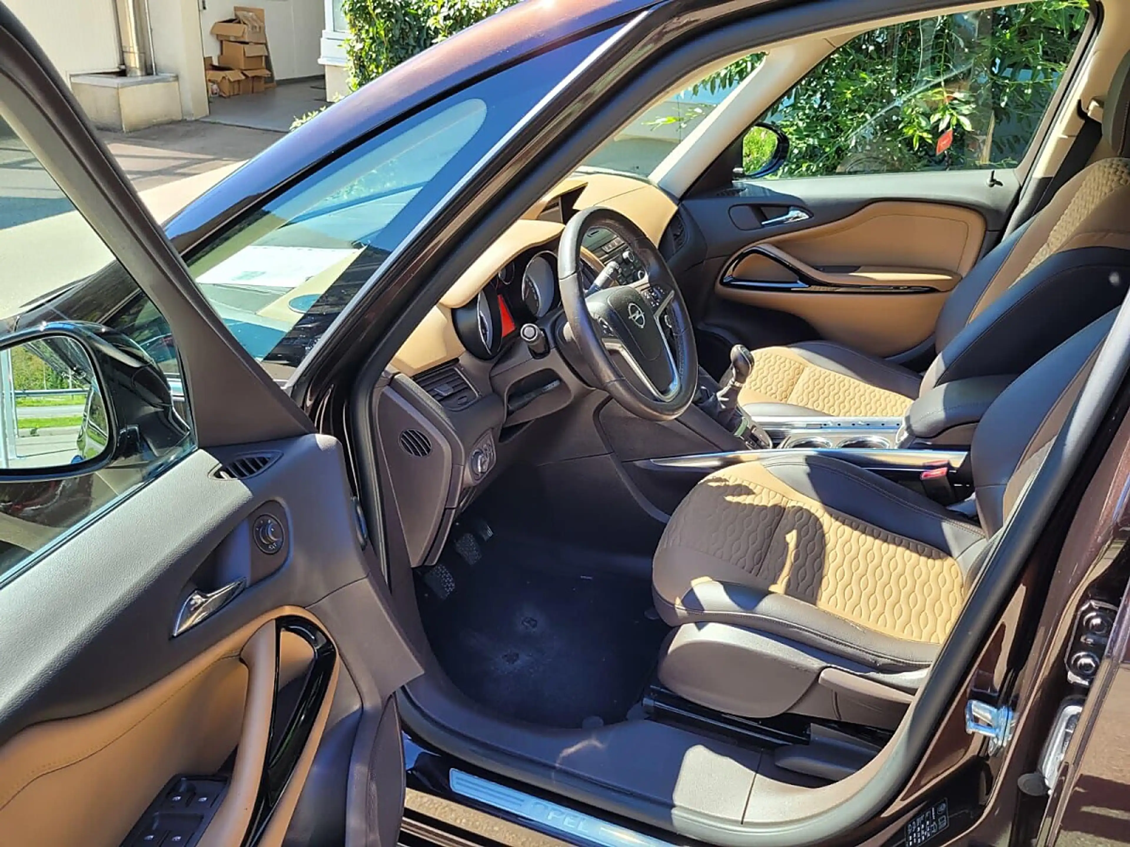 Opel Zafira Tourer 1,6 CDTI ecoflex Cosmo Start/Stop System — photo 10