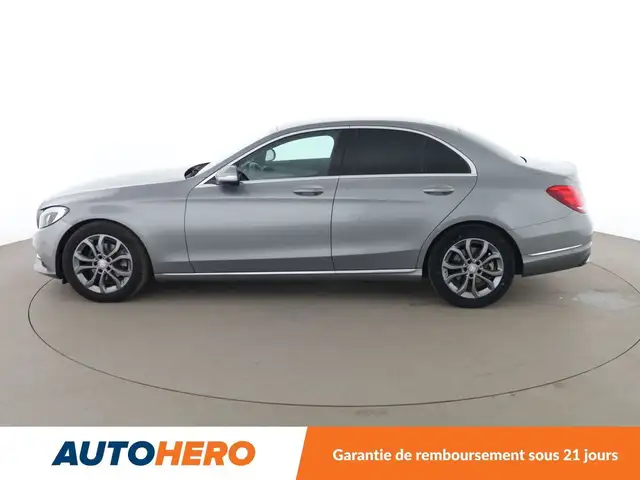 Mercedes-Benz C-Class view 3
