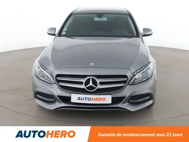 Mercedes-Benz C-Class view 9