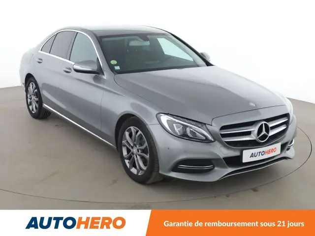 Mercedes-Benz C-Class view 8