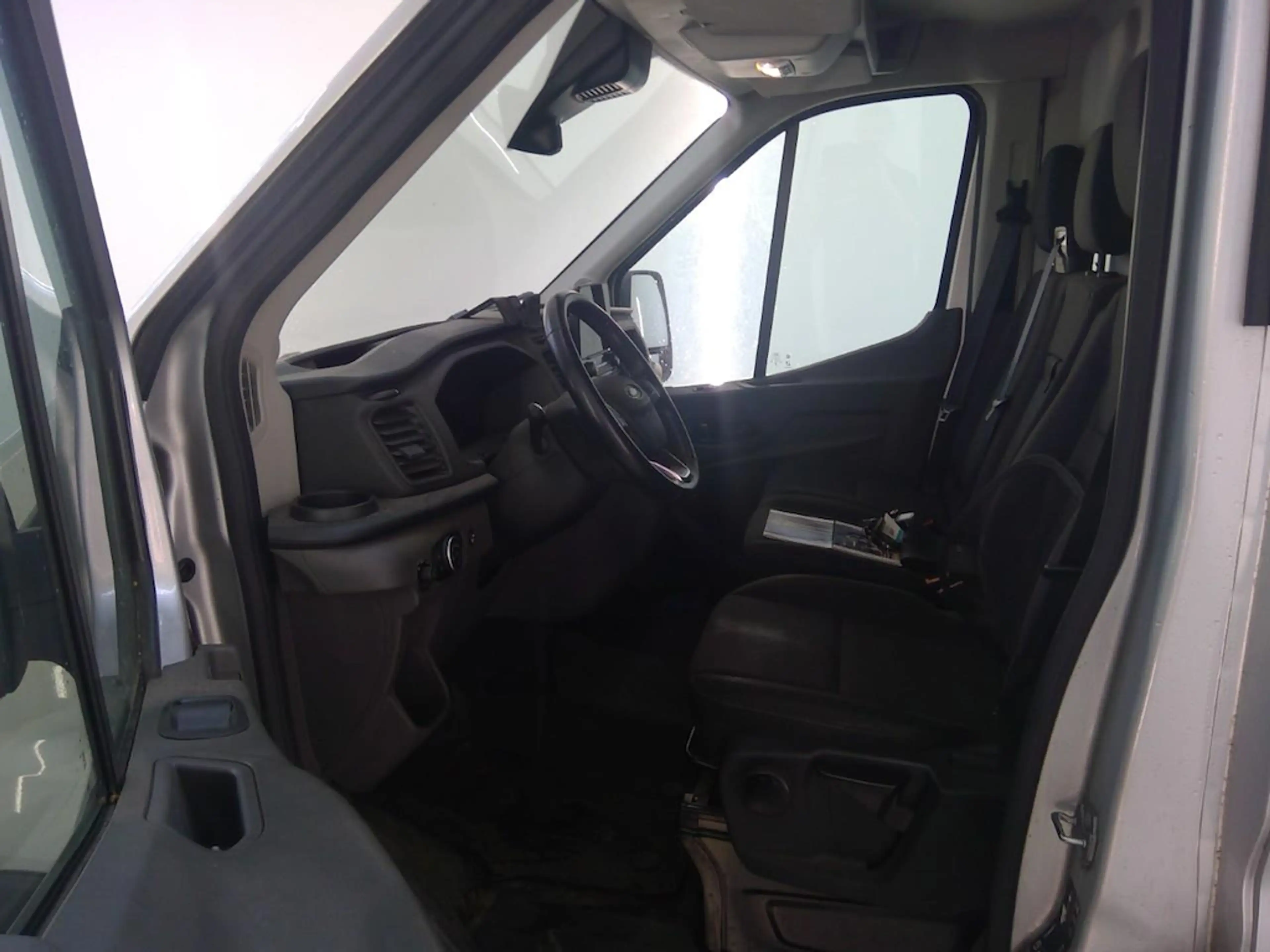 Ford Transit 350 2.0 TDCI 130PK L2H2 Trend MOOIE INRICHTING | A — photo 8