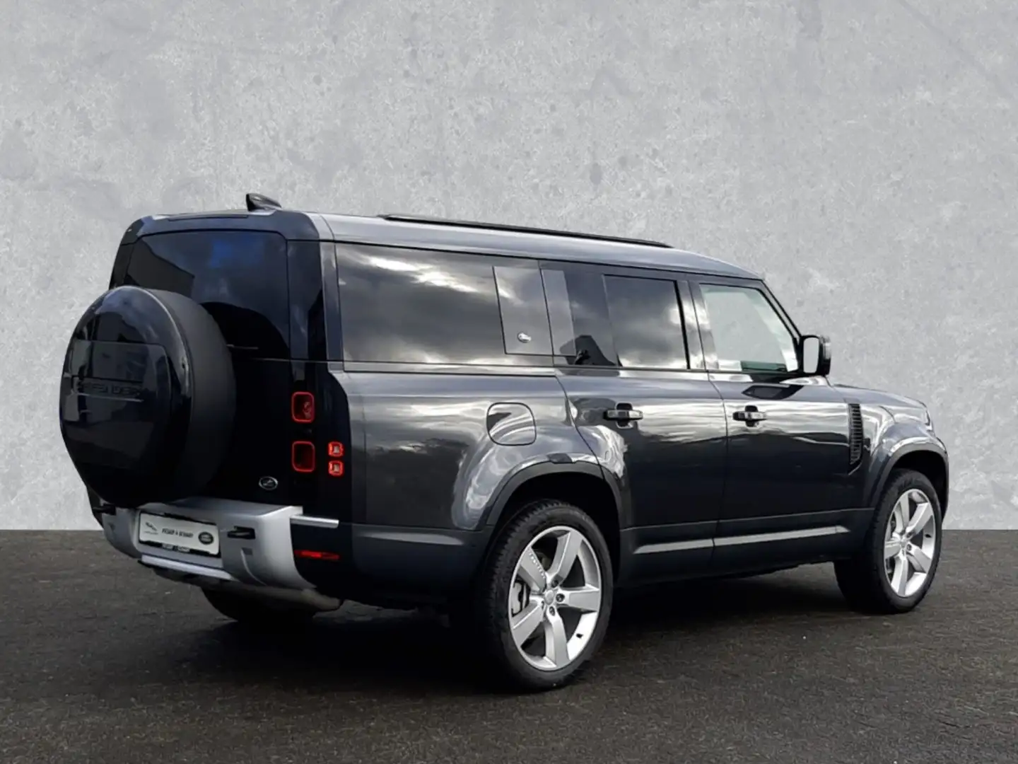 Land Rover Defender 130 D300 First Edition AHK ACC PANO VOLL Gris - 2