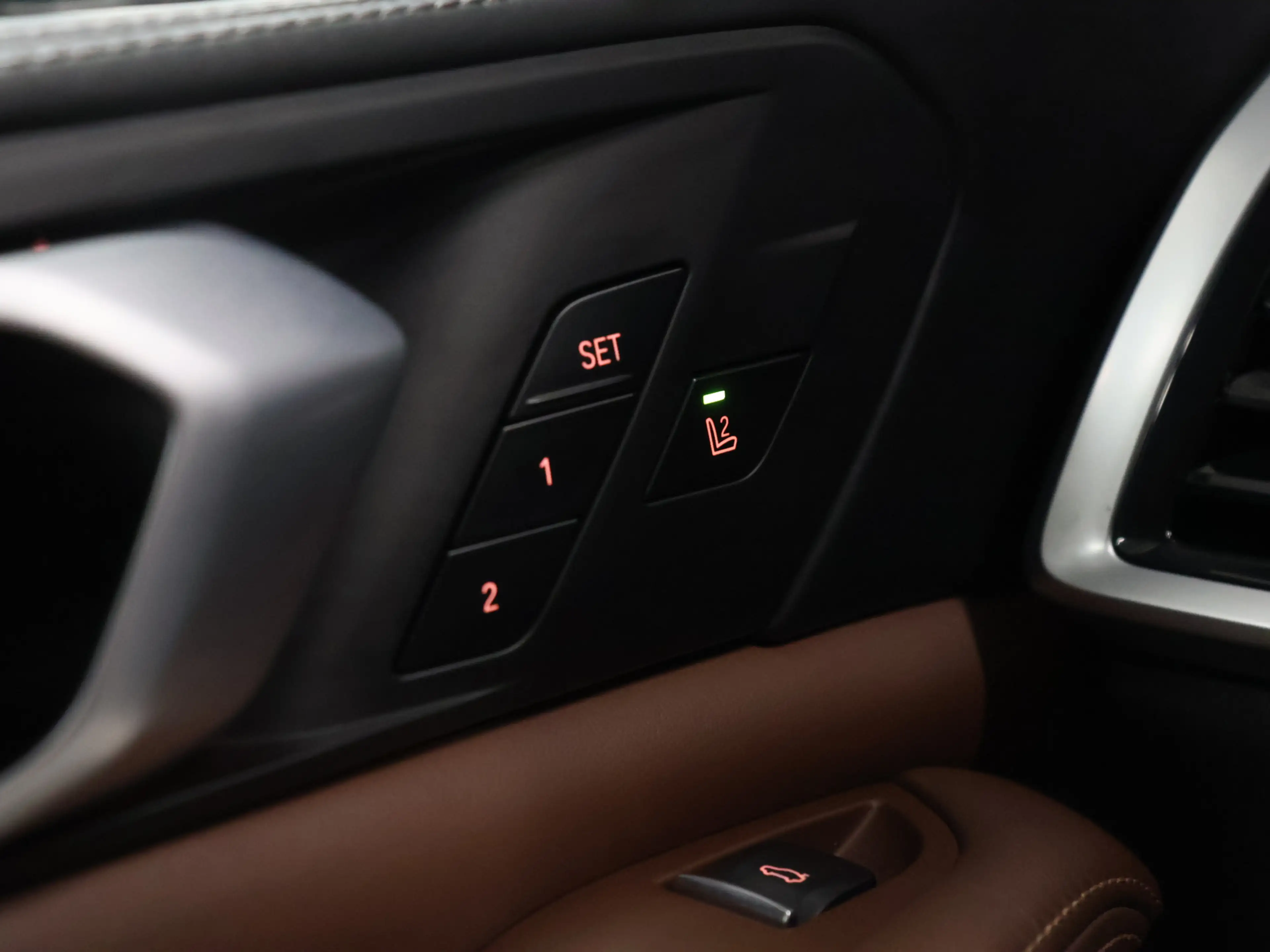 BMW X5 xDrive45e M Sport High Executive [SOH 94%, PANORAM — photo 13