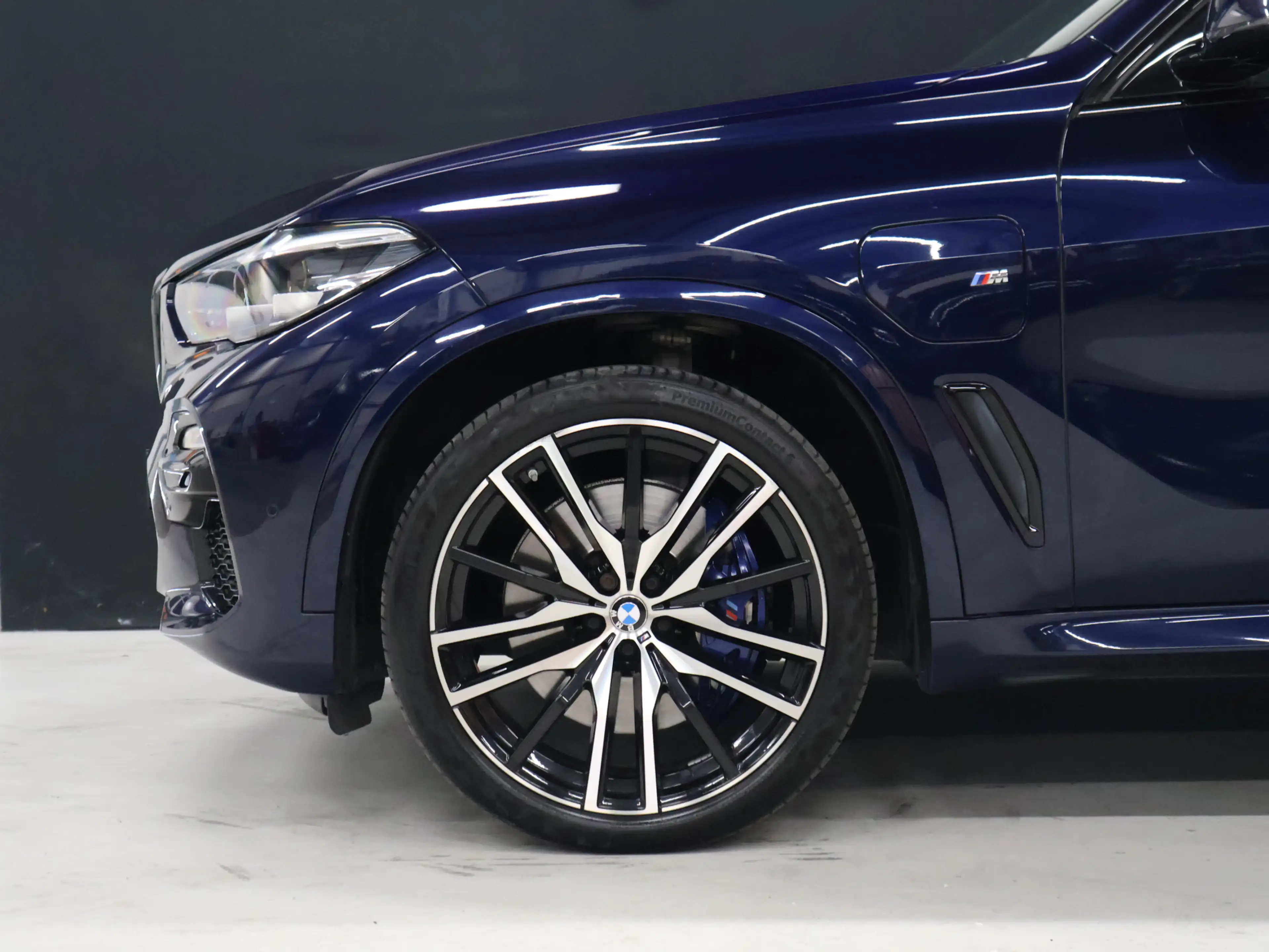 BMW X5 xDrive45e M Sport High Executive [SOH 94%, PANORAM — photo 3