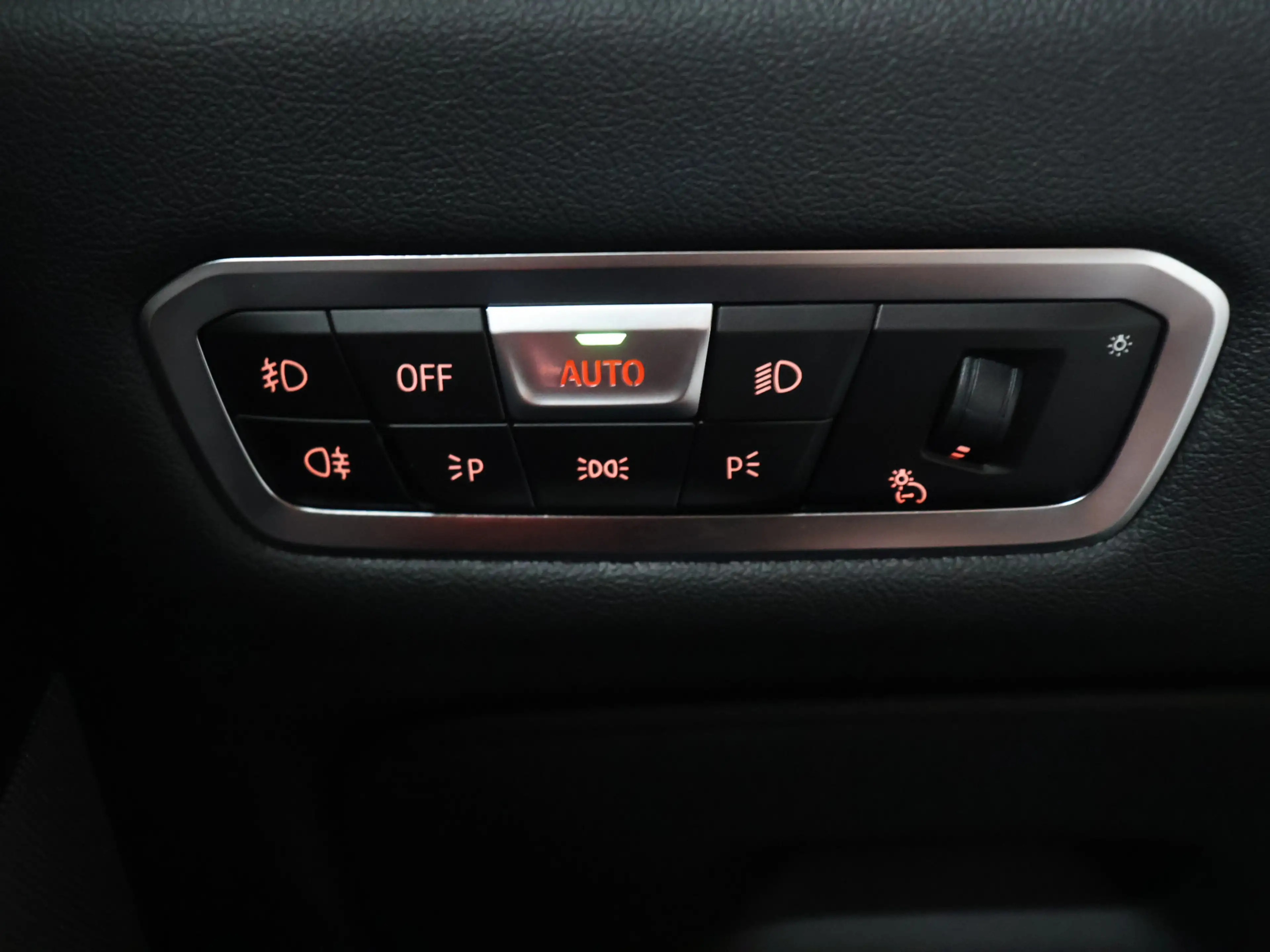 BMW X5 xDrive45e M Sport High Executive [SOH 94%, PANORAM — photo 16