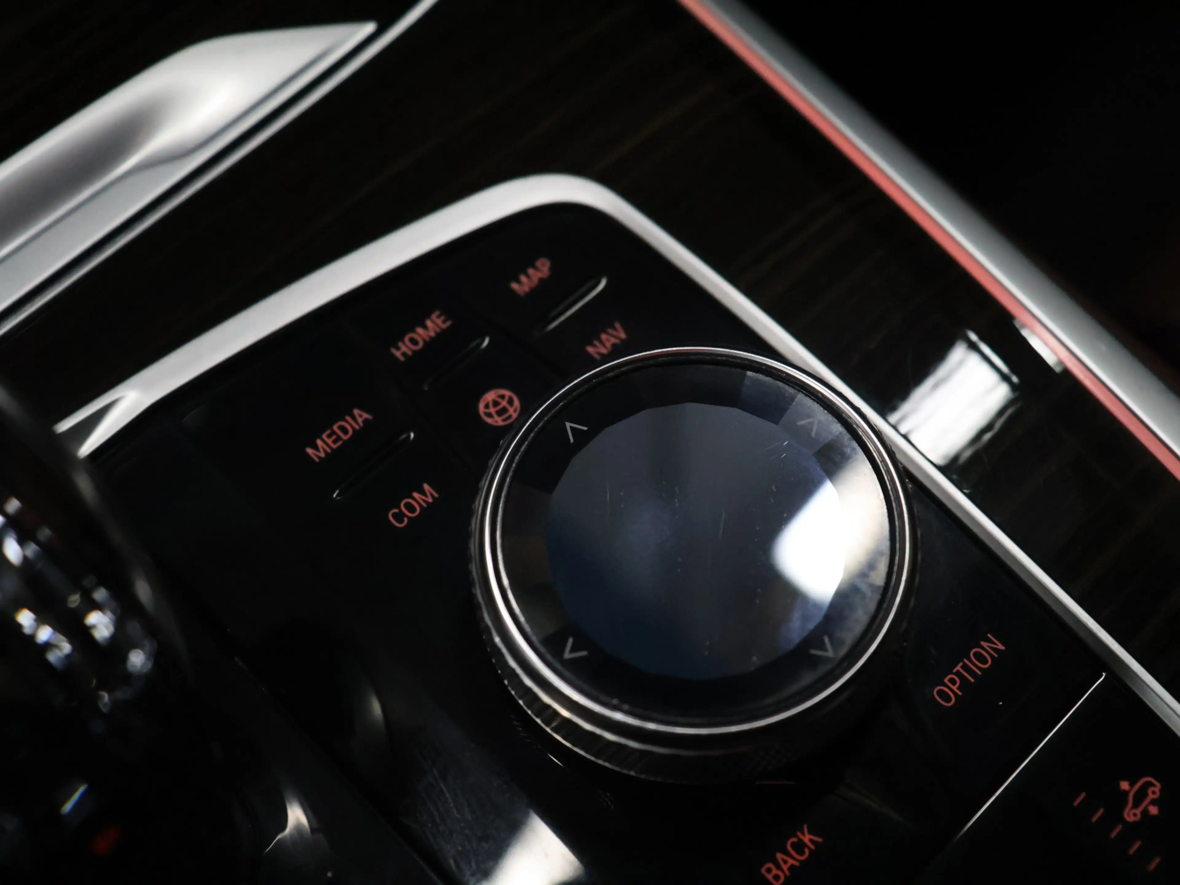 BMW X5 xDrive45e M Sport High Executive [SOH 94%, PANORAM — photo 28