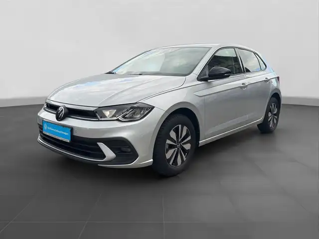 Volkswagen Polo view 2