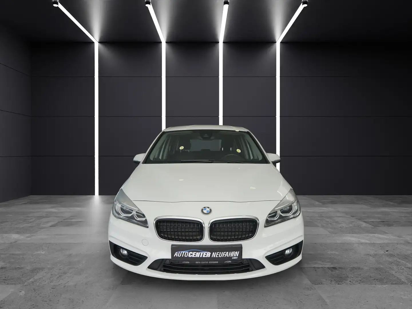 BMW 218 Advantage+NAVI+PDC+AUTOMATIK+KLIMA+KEYLESS GO Blanc - 2
