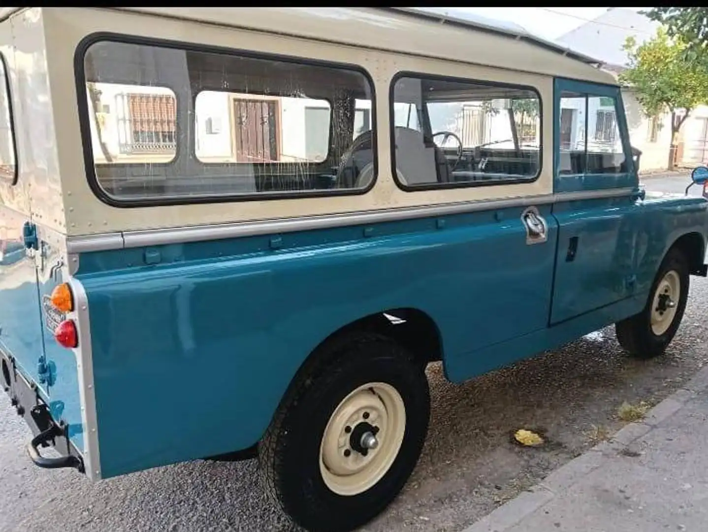 Land Rover Series 109; 3 puertas, Azul - 2