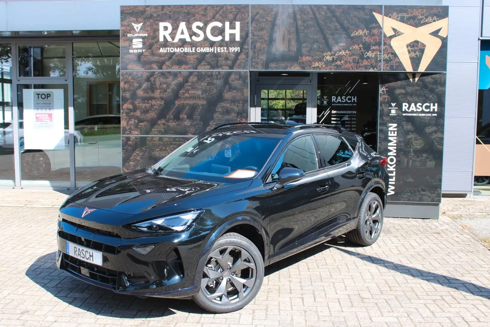 CUPRA Formentor 1.5 eTSI DSG +LED+ACC+PDC+SPURH.+SHZ++ Noir - 1