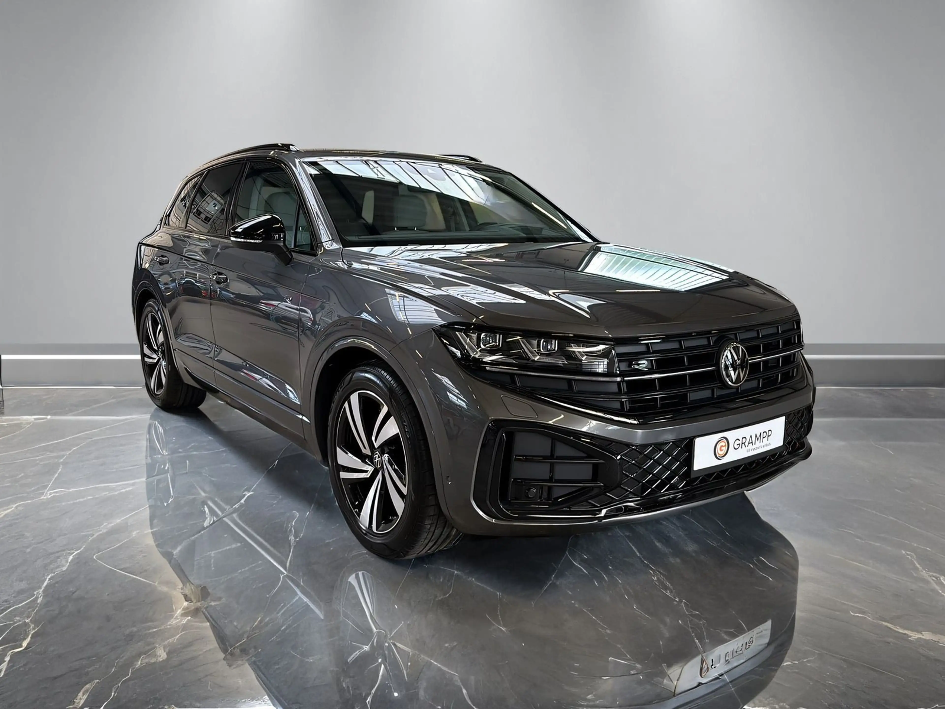 Volkswagen Touareg R-Line 3.0TDI +AHK+LUFT+STHZG+KAMERA+ — photo 15