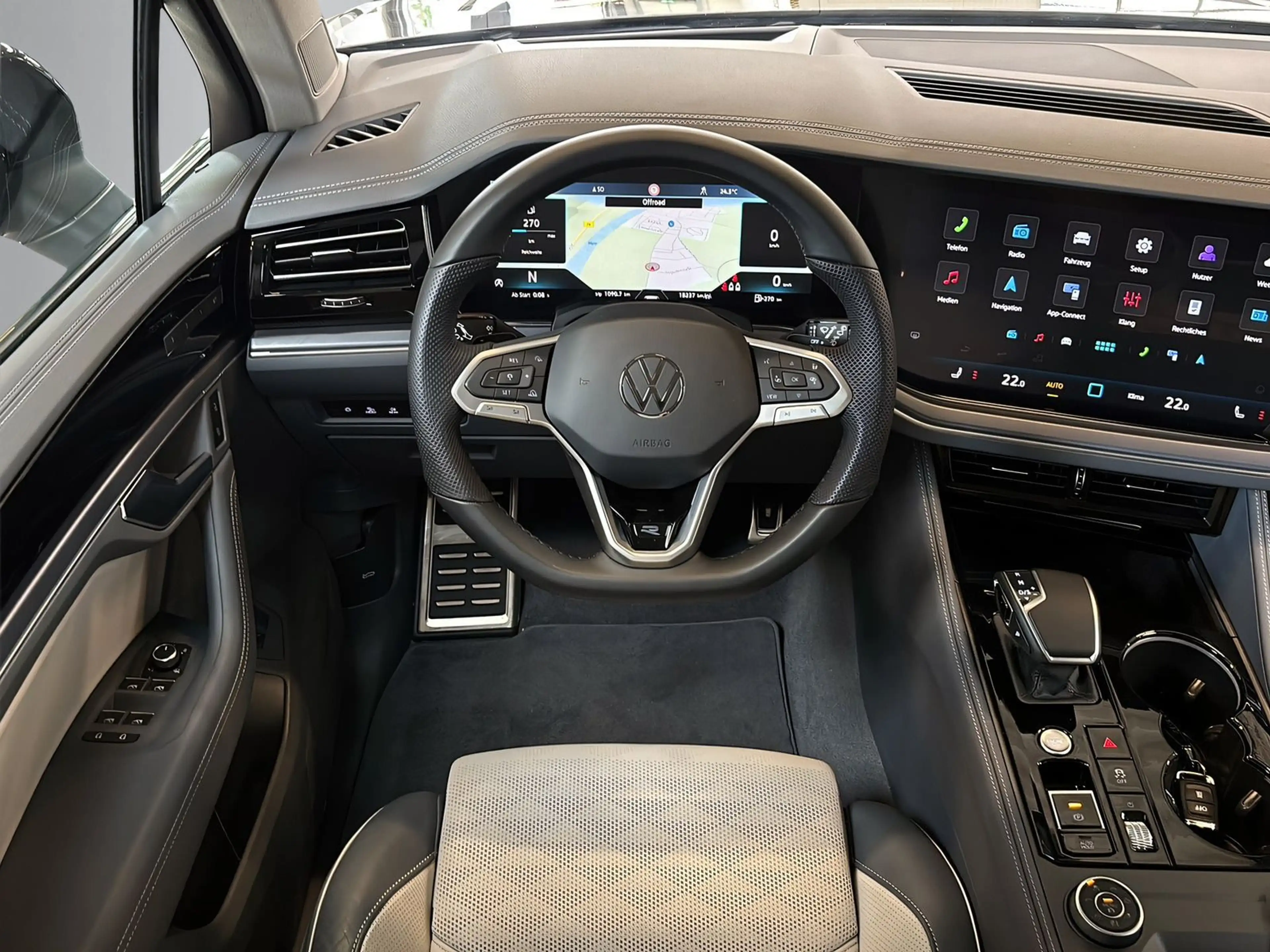 Volkswagen Touareg R-Line 3.0TDI +AHK+LUFT+STHZG+KAMERA+ — photo 8