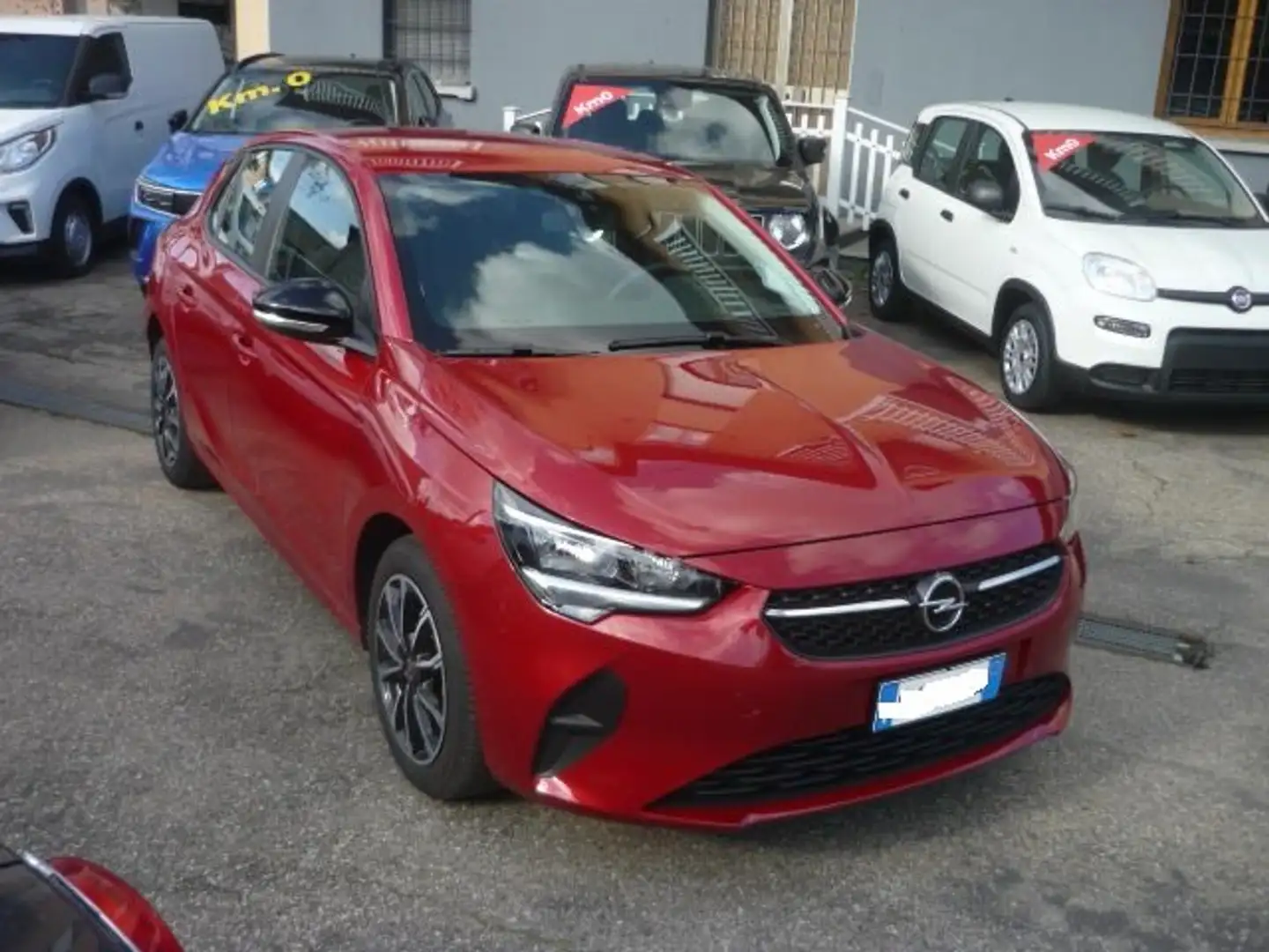 Opel Corsa Corsa 1.2 Edition s Rojo - 2