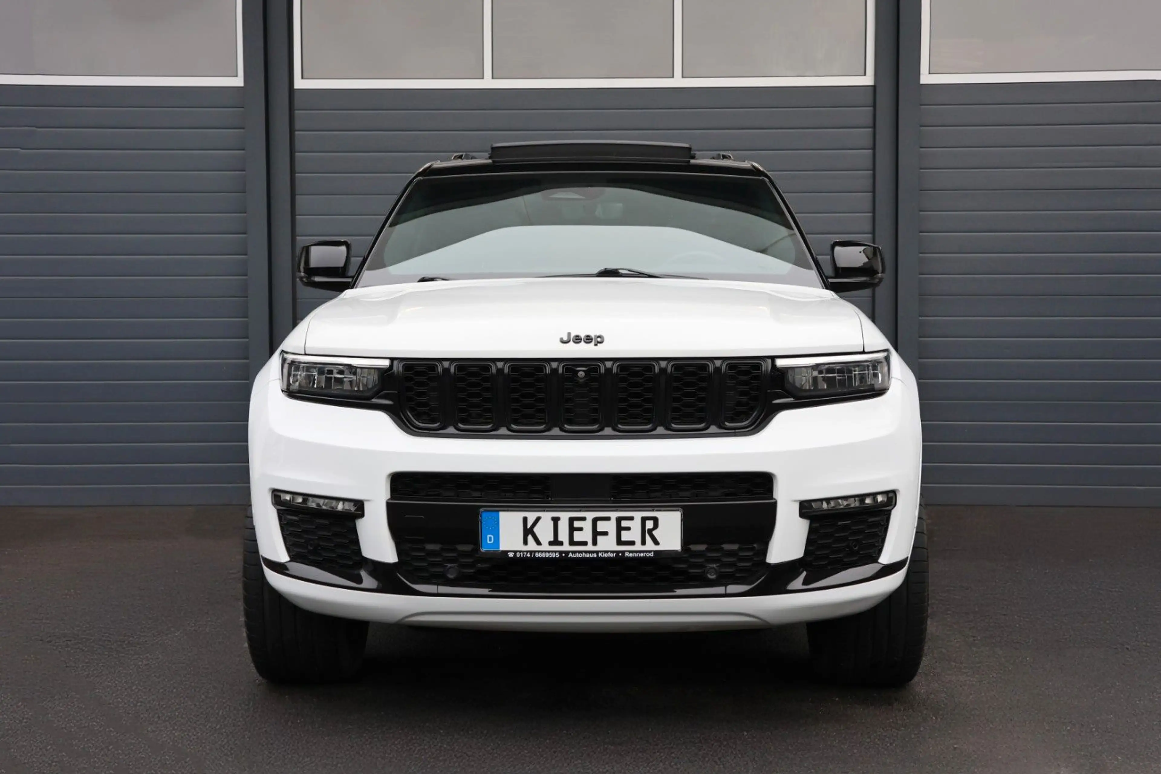 Jeep Grand Cherokee L  LIMITED 4X4/ACC/360/ALPINE/R22 — photo 2