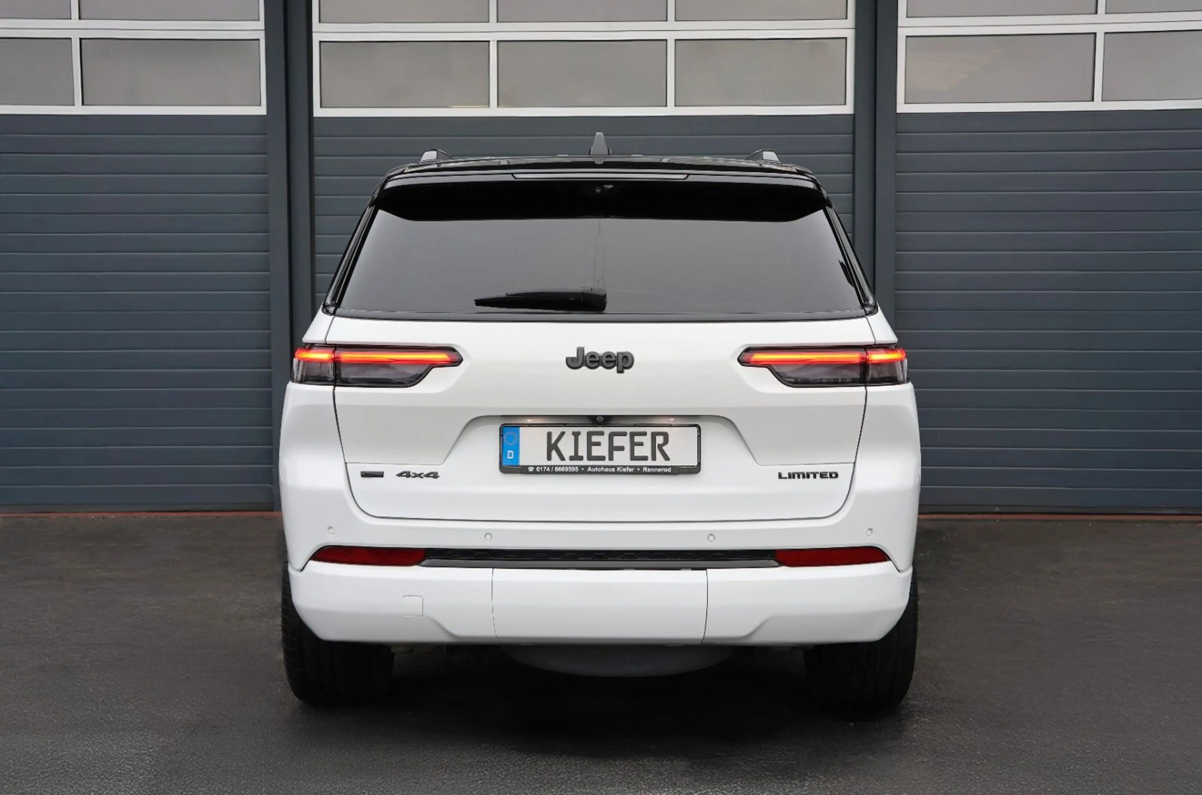 Jeep Grand Cherokee L  LIMITED 4X4/ACC/360/ALPINE/R22 — photo 6
