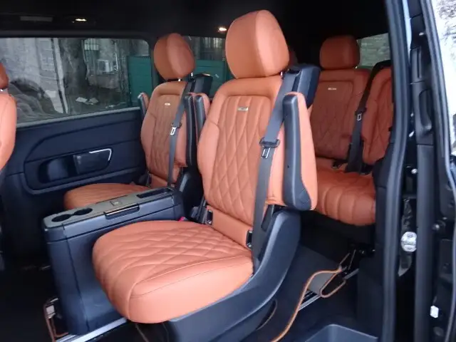 Mercedes-Benz V 300 d Kombi 4MATIC lang Exclusive Aut.AMG Maybach Ansicht 8