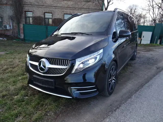 Mercedes-Benz V 300 d Kombi 4MATIC lang Exclusive Aut.AMG Maybach