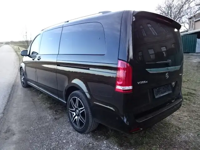 Mercedes-Benz V 300 d Kombi 4MATIC lang Exclusive Aut.AMG Maybach Ansicht 6
