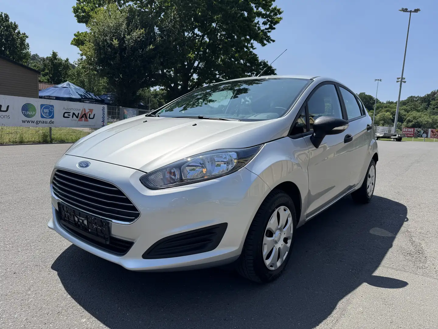 Ford Fiesta Ambiente 1,25 60 kW / Klimaanlage / Euro 6 Argent - 1