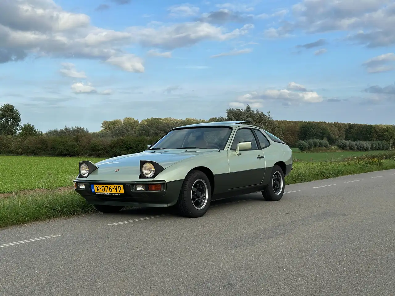 Porsche 924 2.0 Targa, foto 2