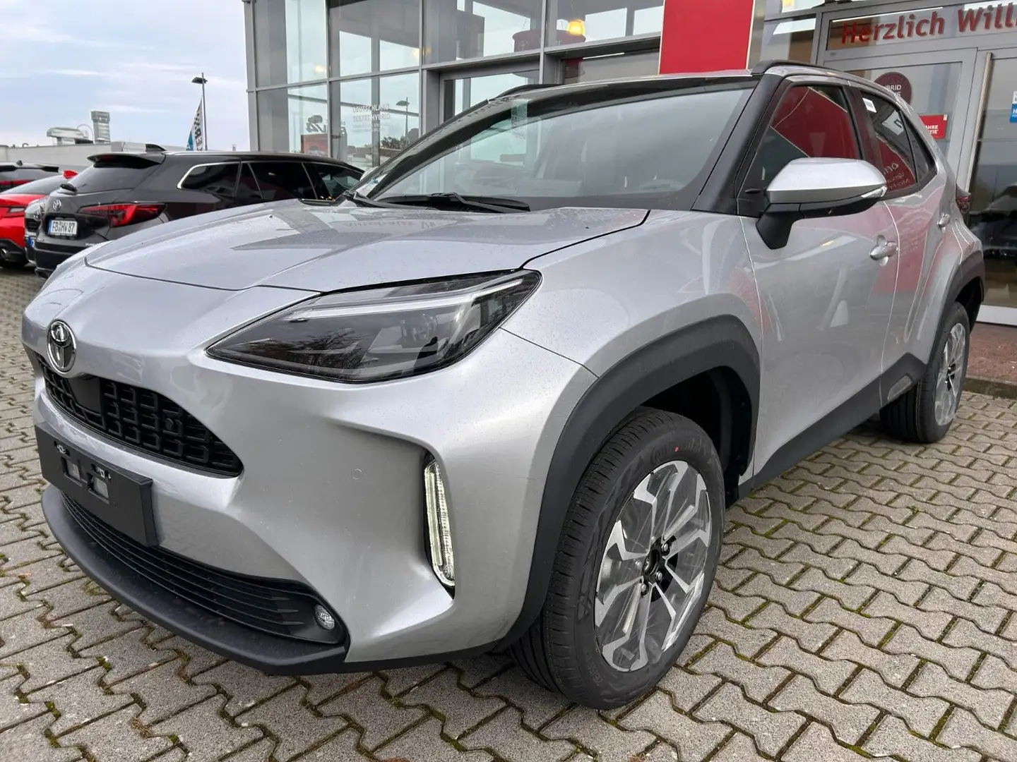 Toyota Yaris Cross TeamPlayer*WINTER P*1,99%FINA*sofort Plateado - 1