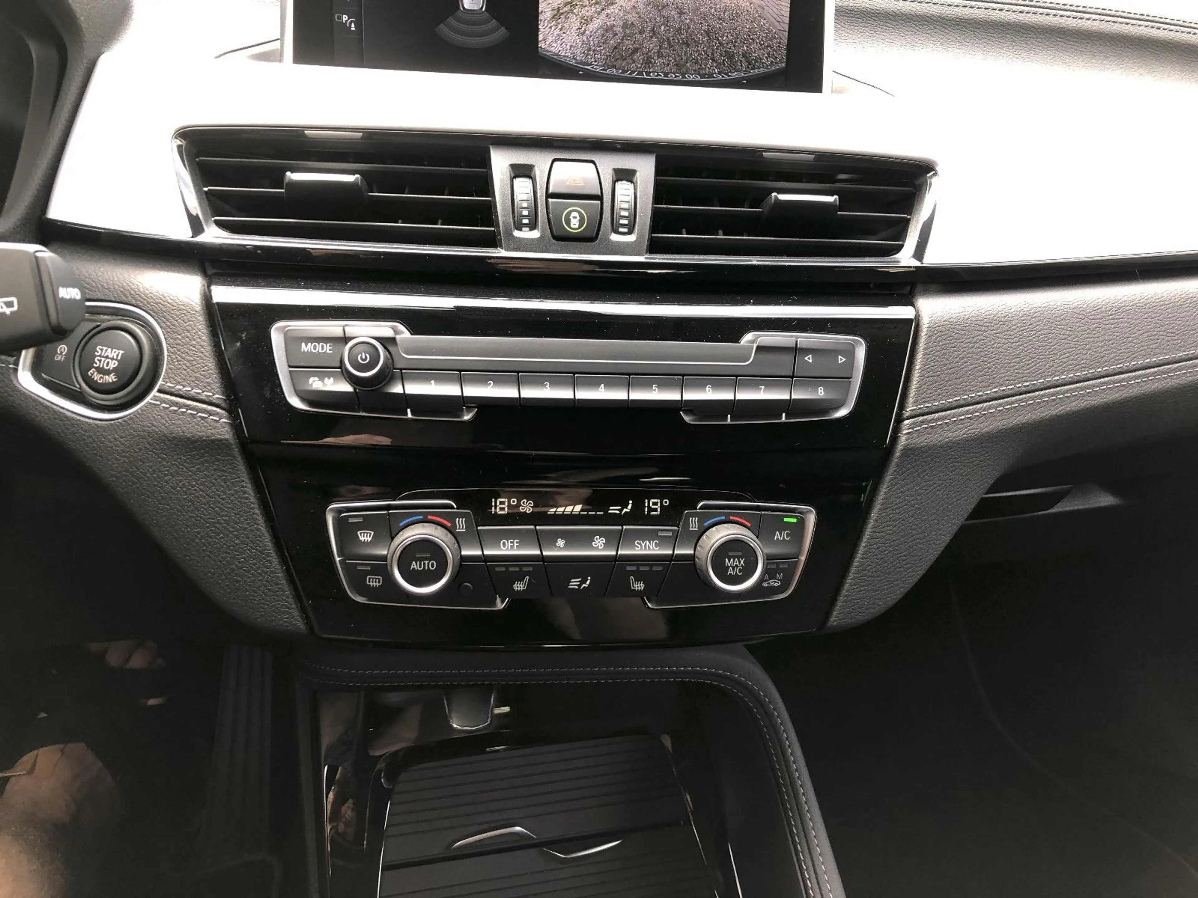 BMW X2 xDrive 25 d Advantage,KAMERA,ALU,PDC — photo 14