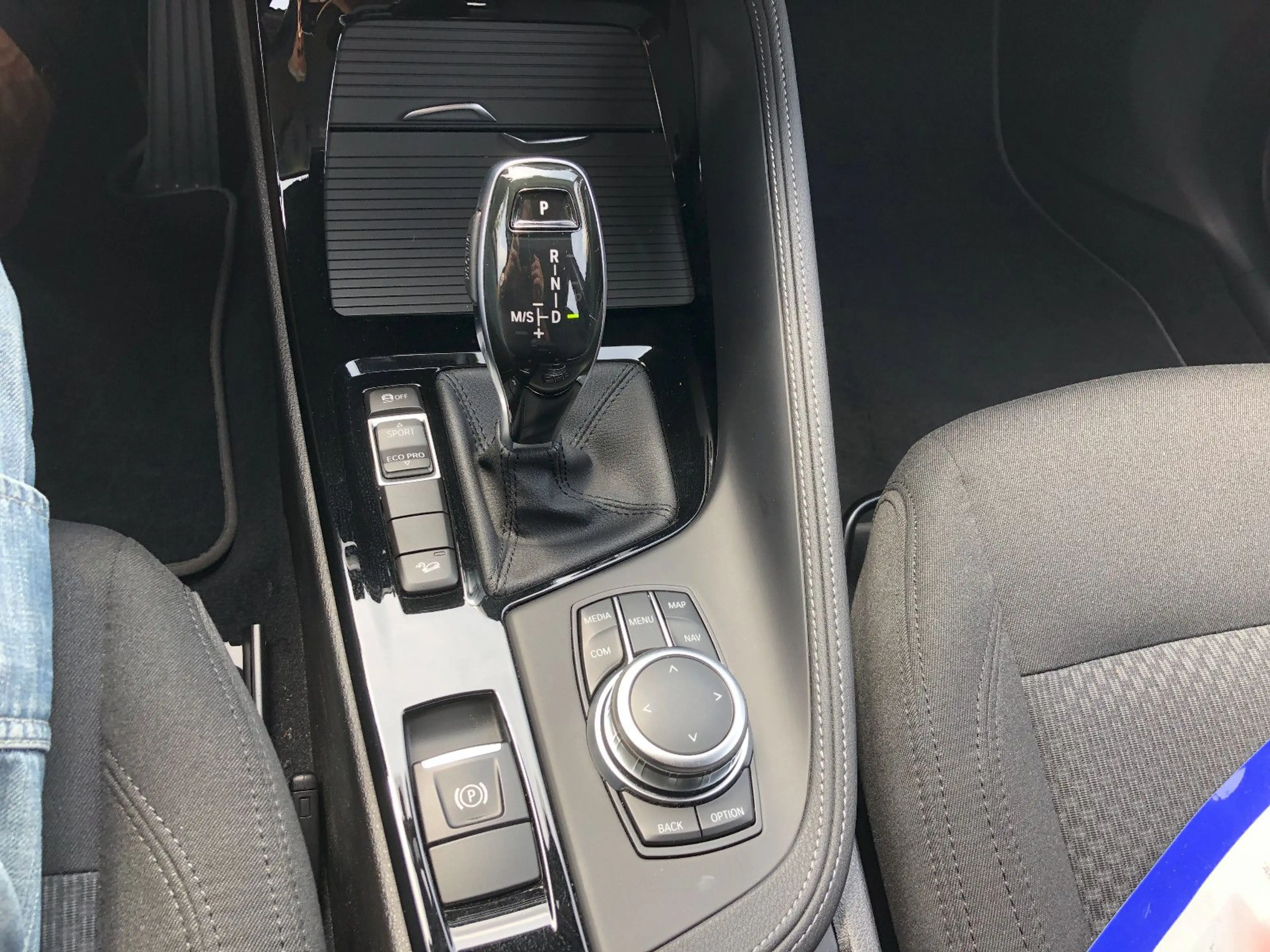 BMW X2 xDrive 25 d Advantage,KAMERA,ALU,PDC — photo 16