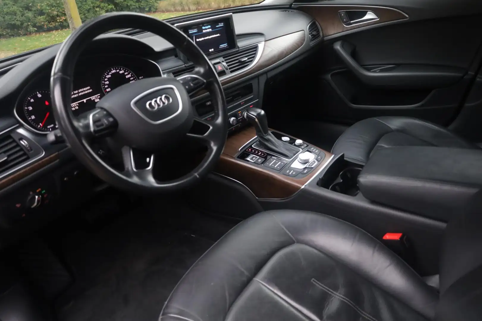 Audi A6 Limousine 1.8 TFSI ultra Premium Edition Aut. | Xe Grijs - 2