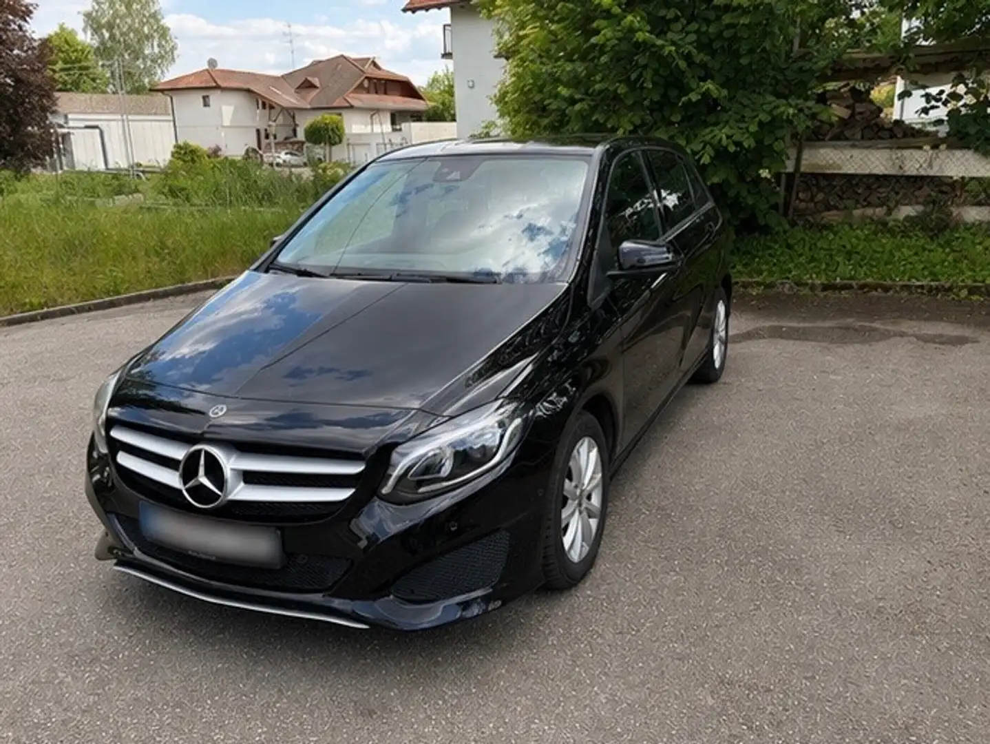 Mercedes-Benz B 180 B 180 d Schwarz - 1