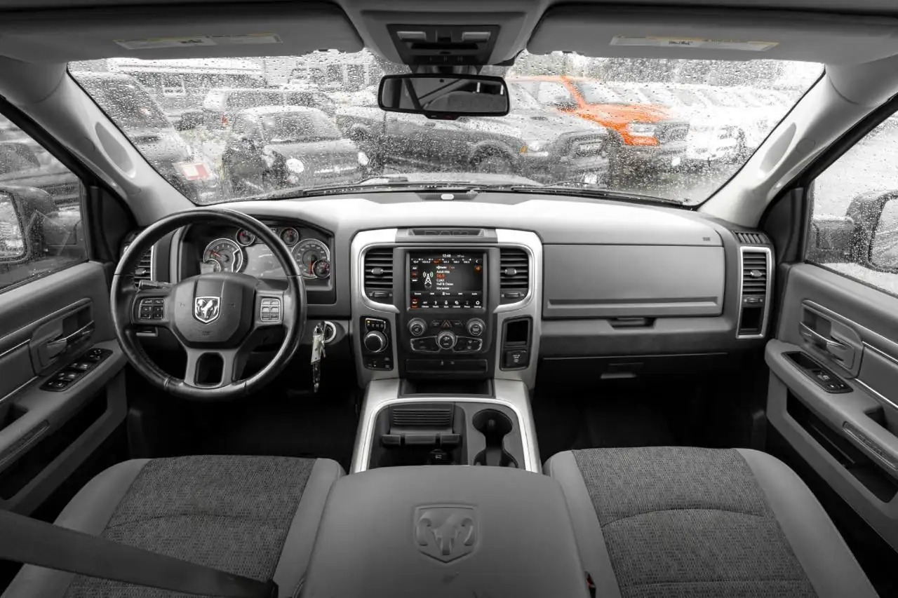 RAM 1500 снимка RAM 1500