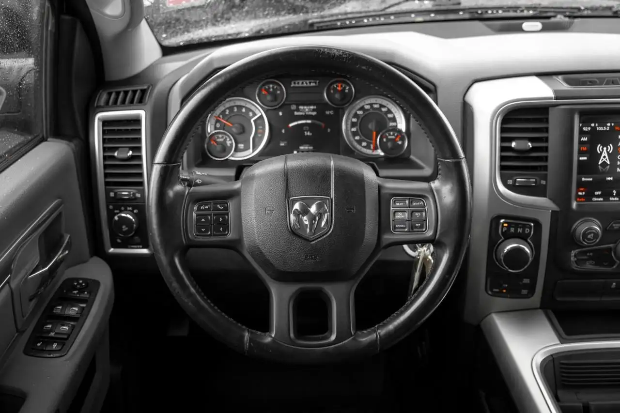 RAM 1500 снимка RAM 1500