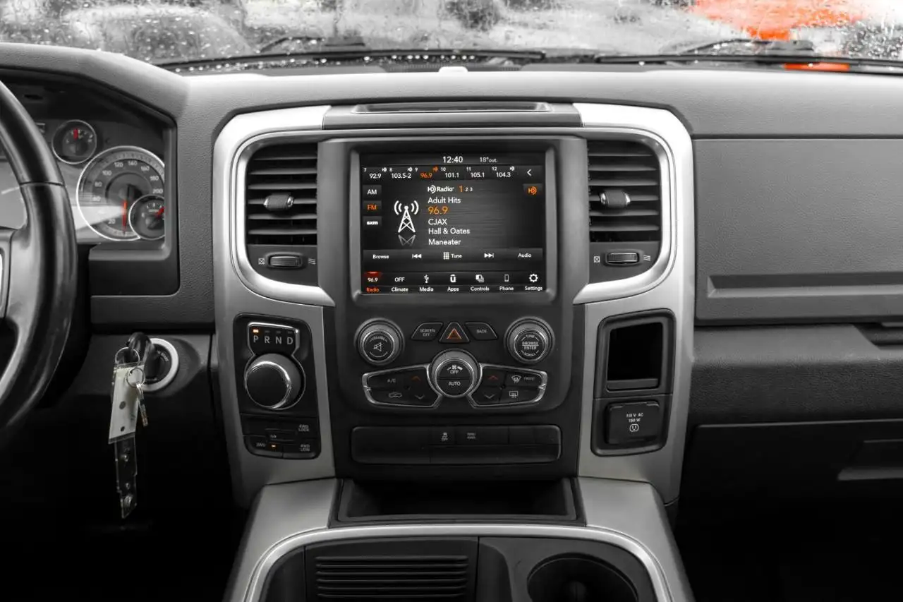 RAM 1500 снимка RAM 1500