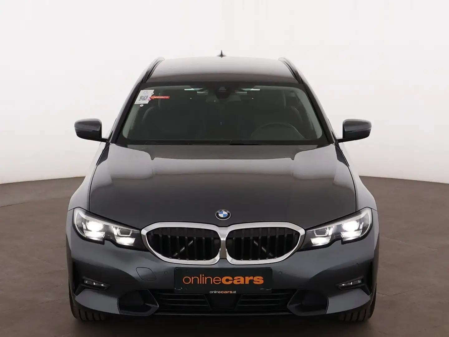 BMW 330 e Touring Sport Line Aut LED LEDER NAVI SITZHZ Grau - 2