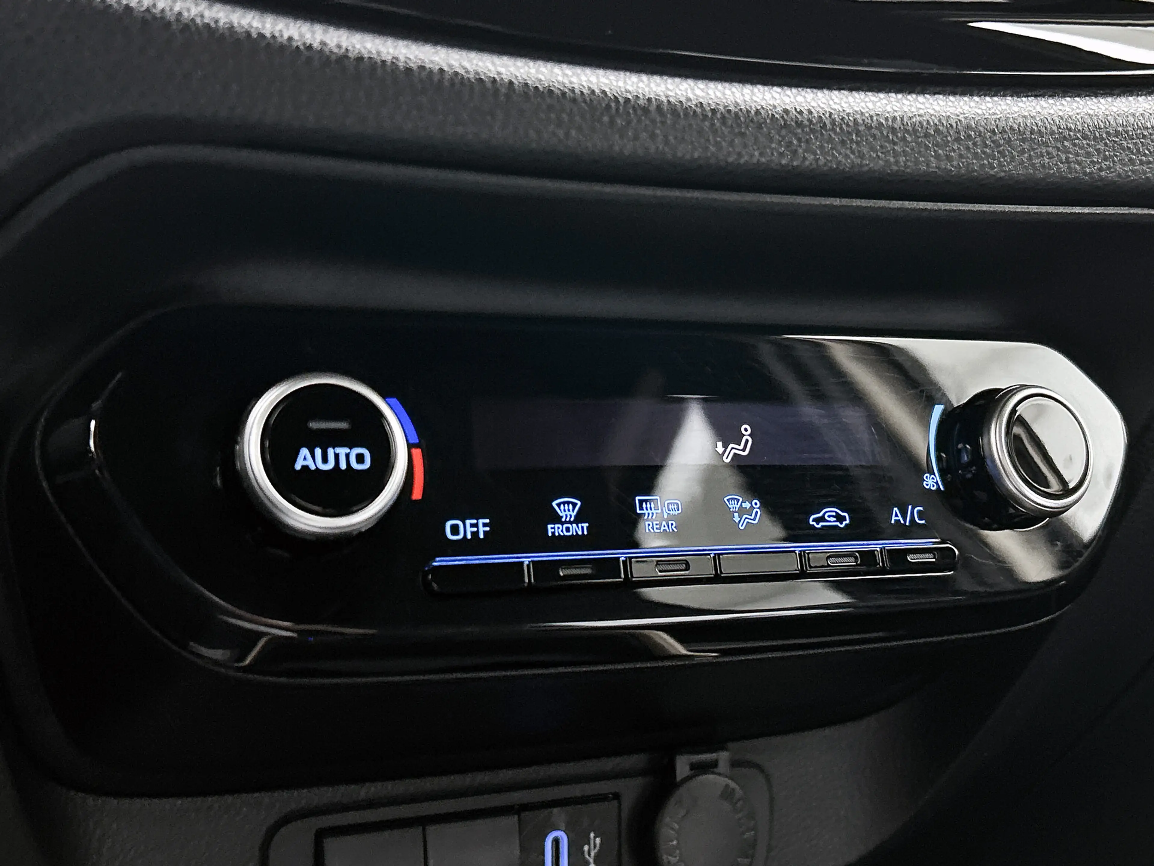 Toyota Aygo X 1.0 VVT-i S-CVT Pulse + | BTW Voertuig | Parkeerse — photo 10