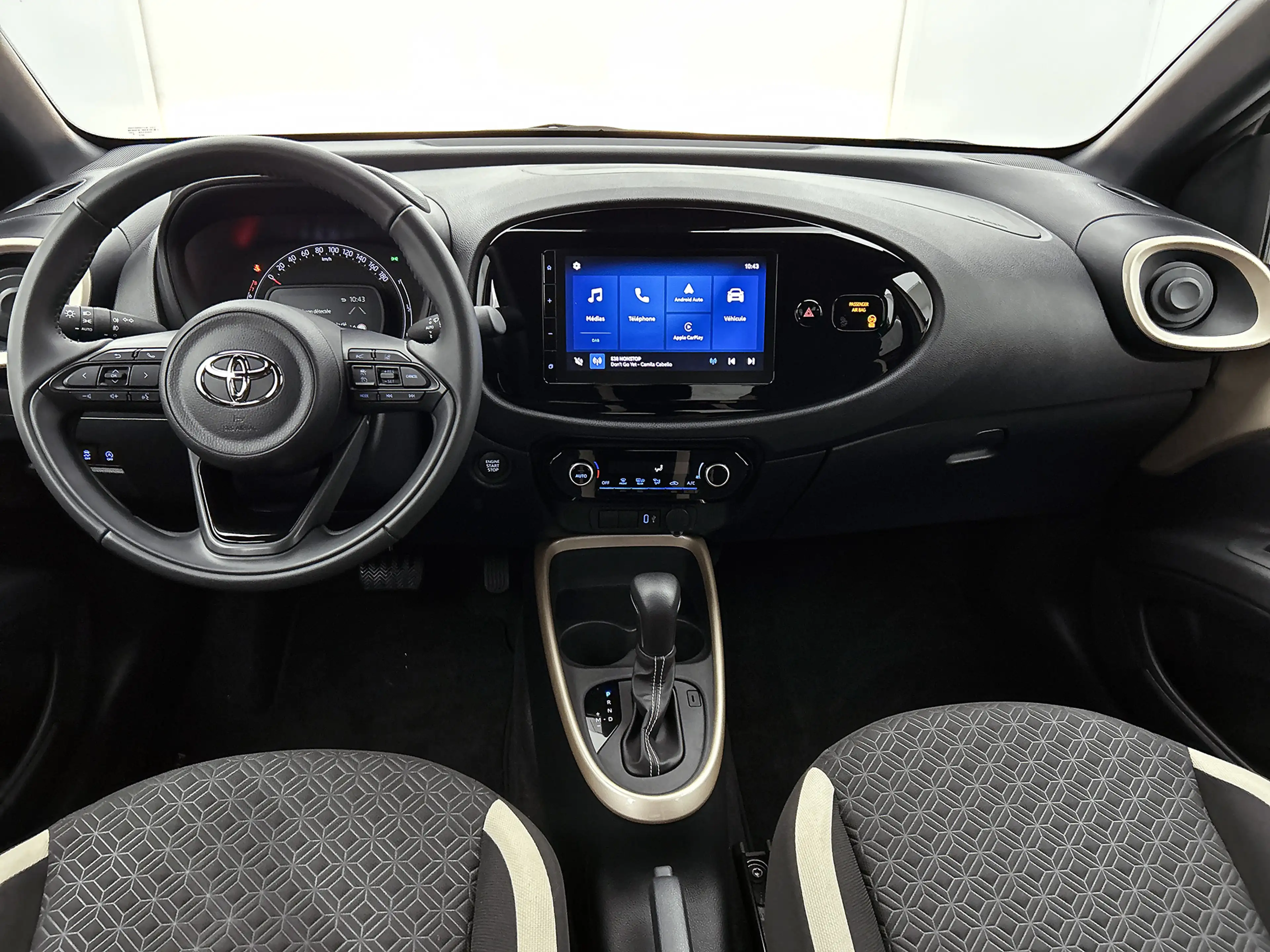 Toyota Aygo X 1.0 VVT-i S-CVT Pulse + | BTW Voertuig | Parkeerse — photo 4