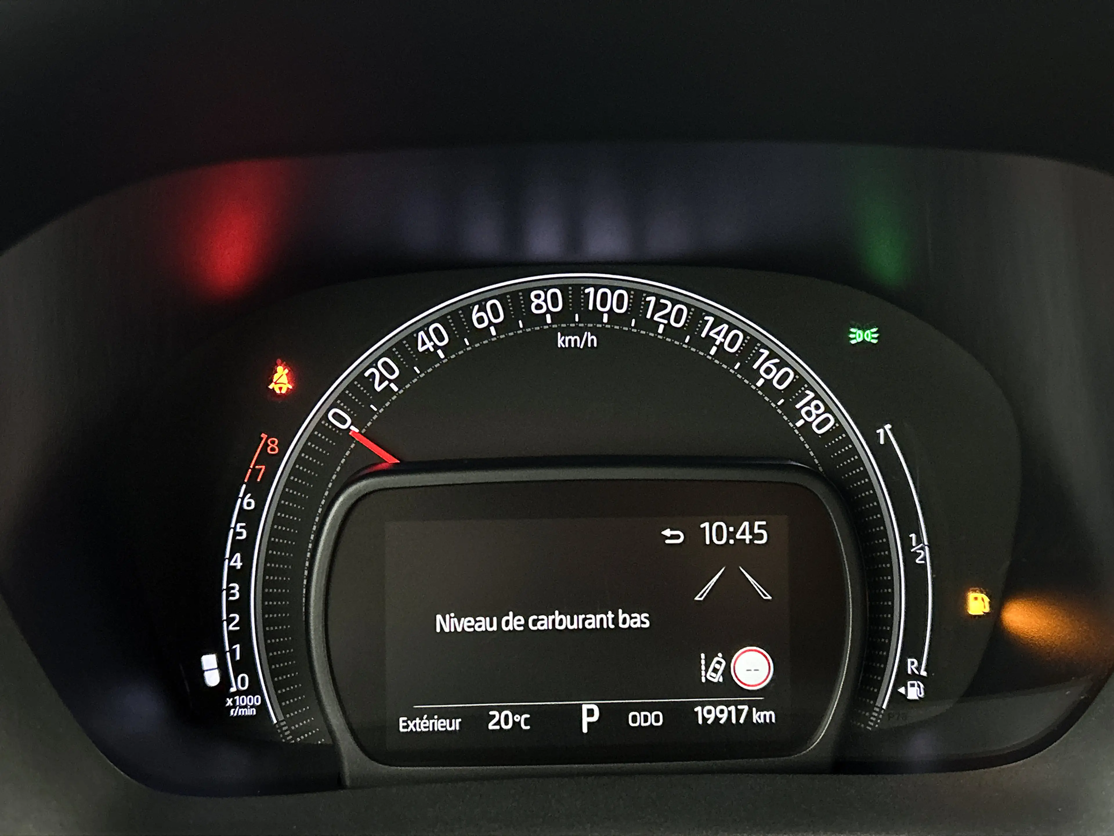 Toyota Aygo X 1.0 VVT-i S-CVT Pulse + | BTW Voertuig | Parkeerse — photo 5