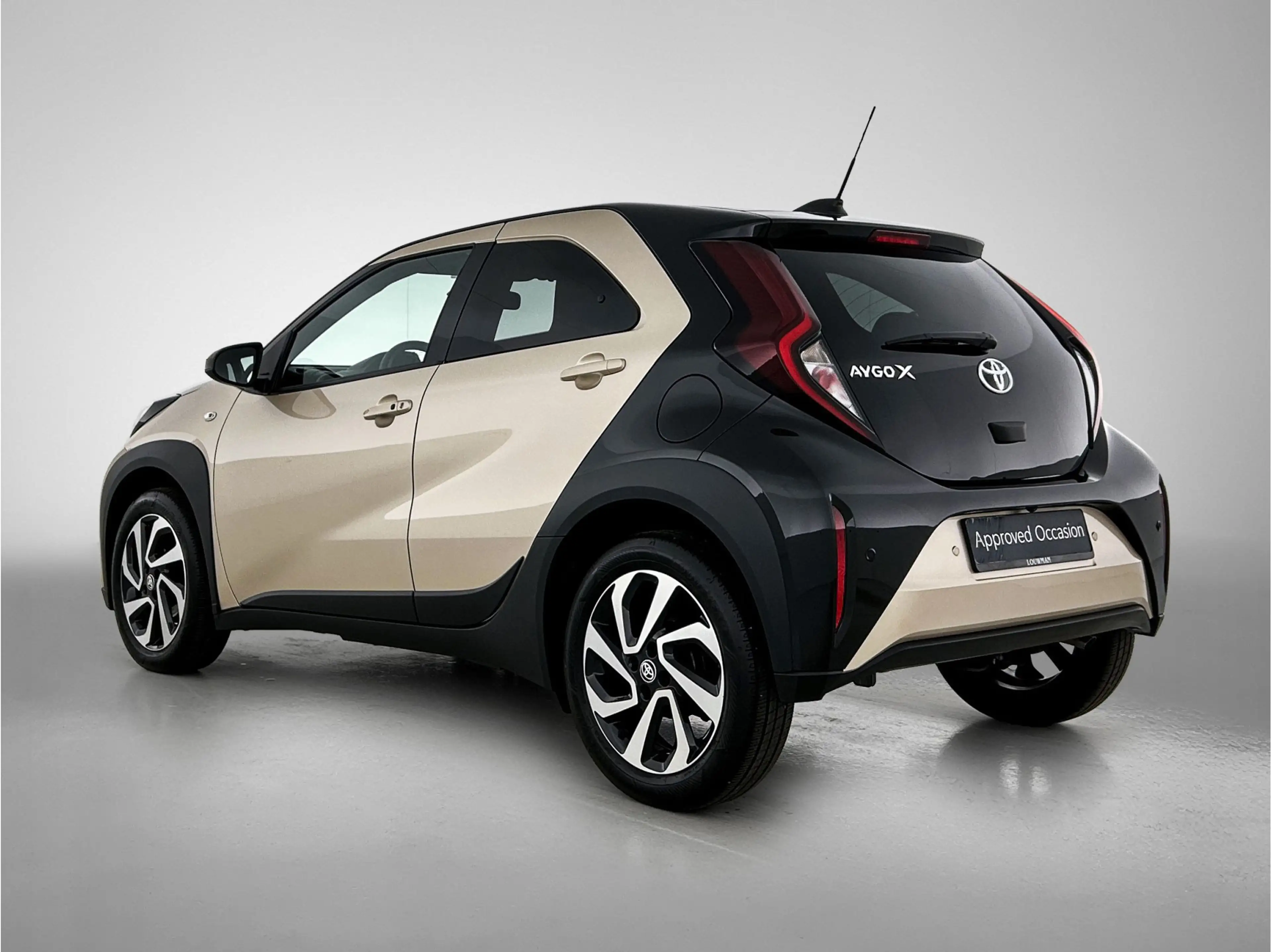 Toyota Aygo X 1.0 VVT-i S-CVT Pulse + | BTW Voertuig | Parkeerse — photo 14