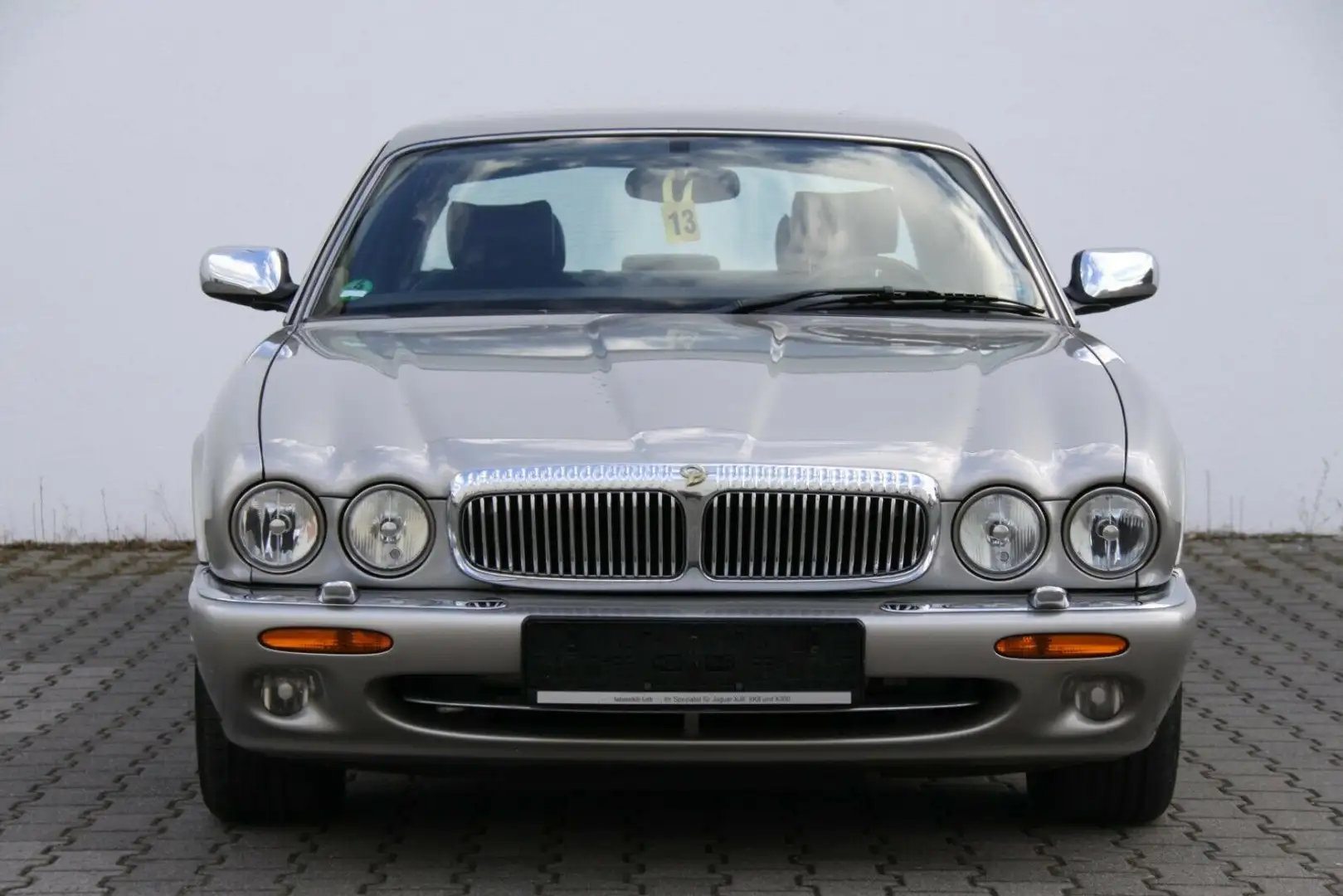 Jaguar Daimler V8 Langversion 2 Jahre Garantie srebrna - 1