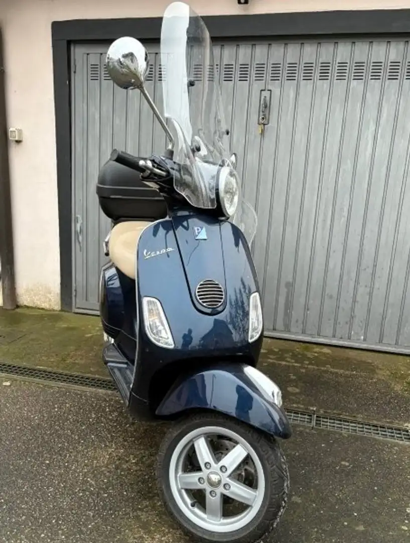 Vespa LX 125 Blauw - 2