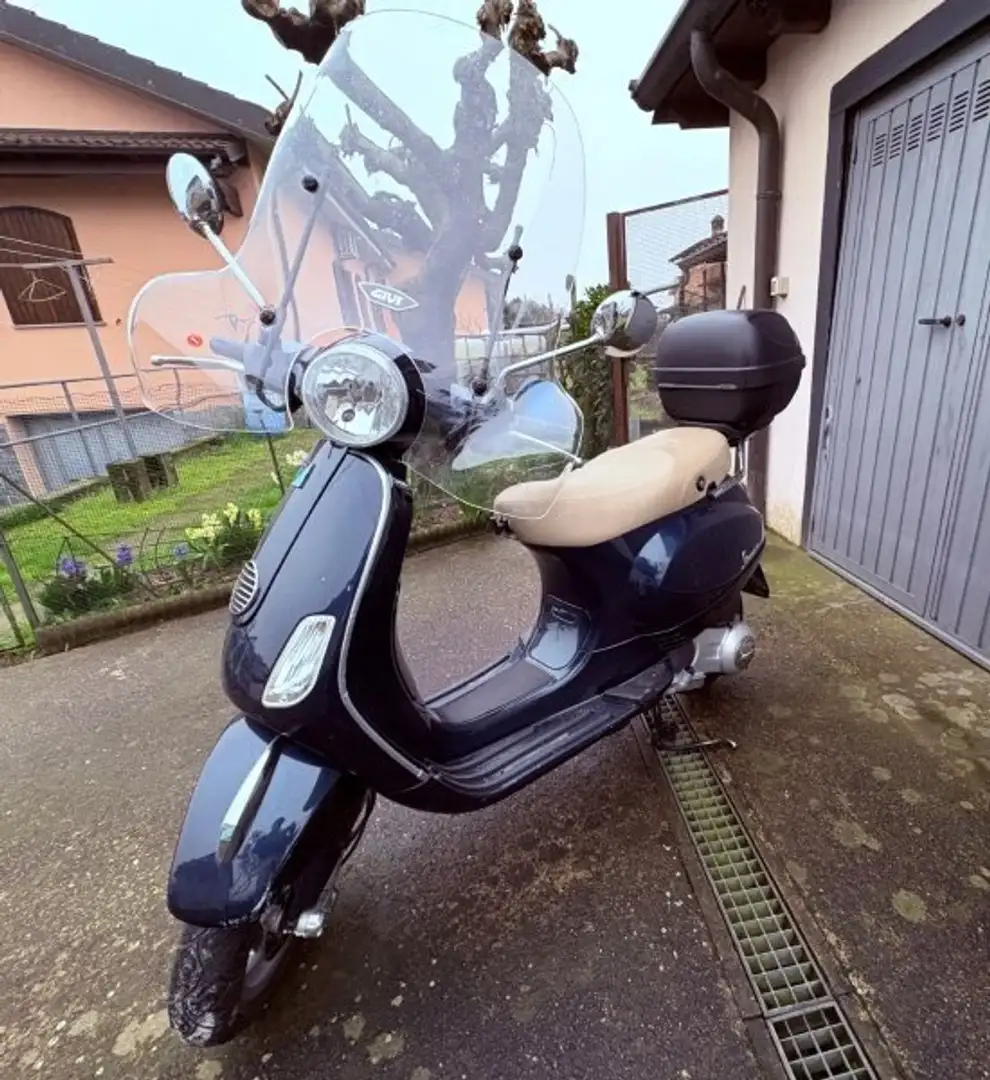 Vespa LX 125 Blauw - 1