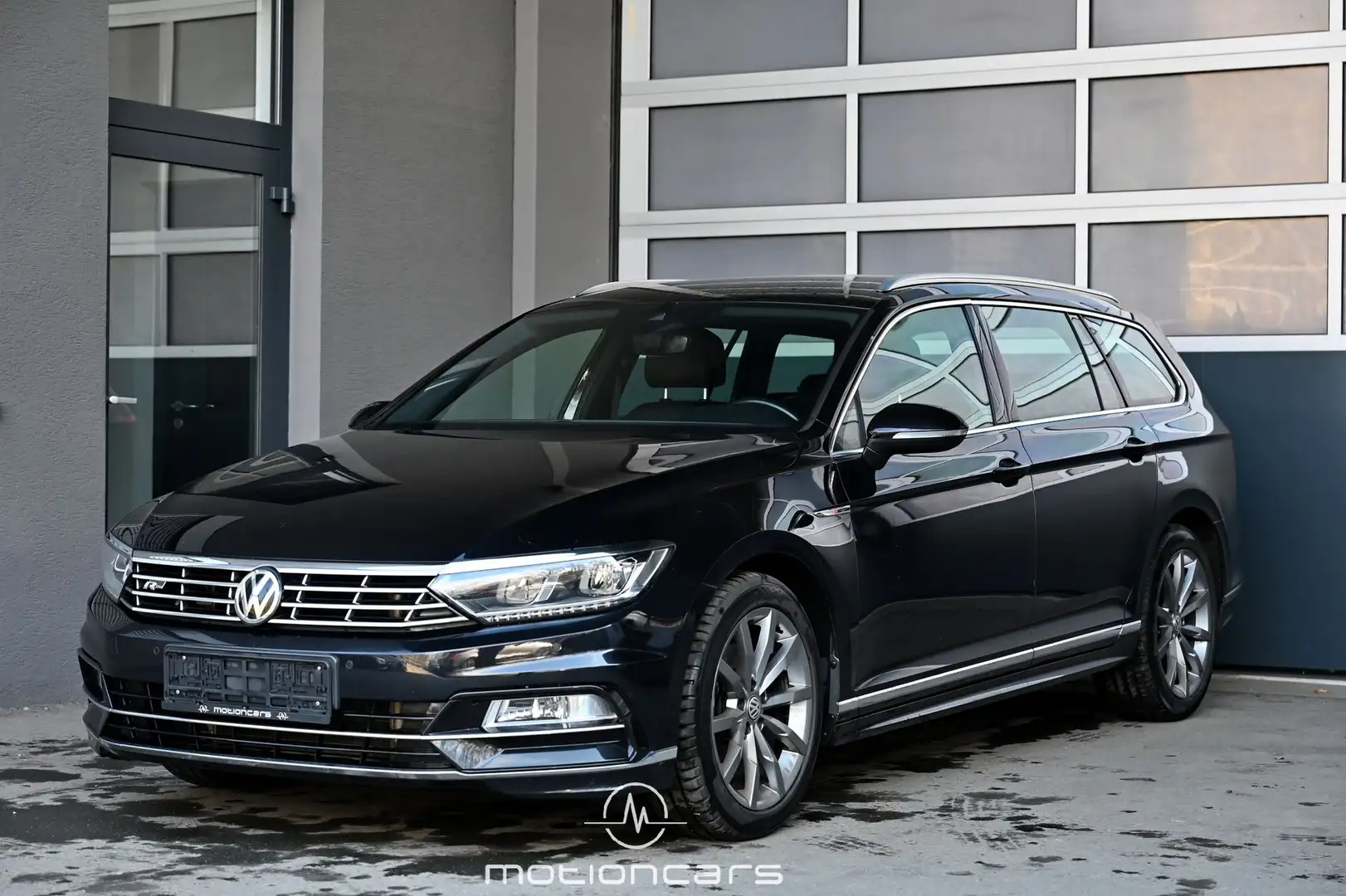 Volkswagen Passat Variant 2.0 TDI R-Line 190 SCR Highline 4Motion DSG Picke Noir - 1