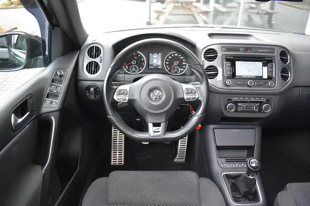 Volkswagen Tiguan view 9