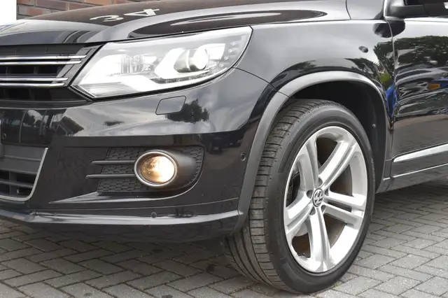 Volkswagen Tiguan view 14